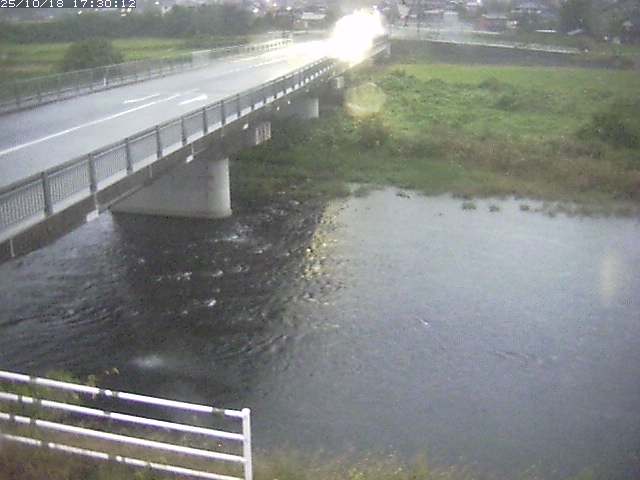 八東川３2025/10/18 20:30:00