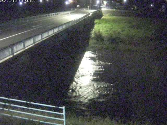 八東川３2025/10/18 20:30:00