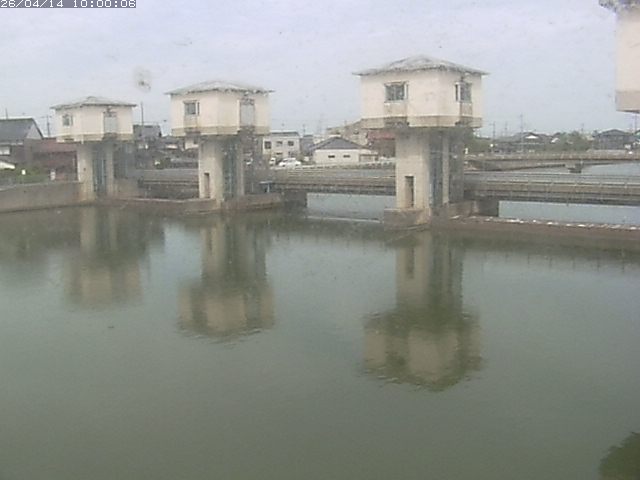 橋津川水門２（上流）2026/04/14 17:00:00