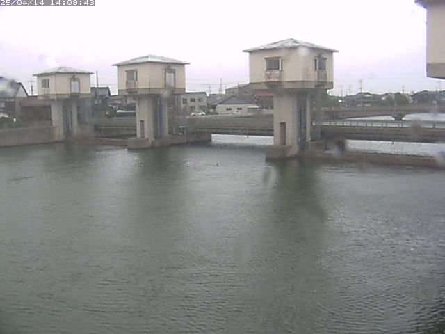 橋津川水門２（上流）2026/04/14 17:00:00