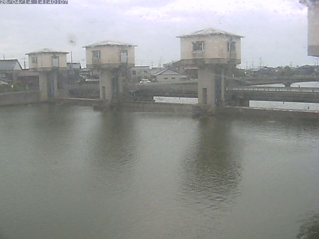 橋津川水門２（上流）2026/04/14 17:00:00