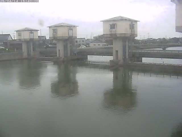 橋津川水門２（上流）2026/04/14 17:00:00