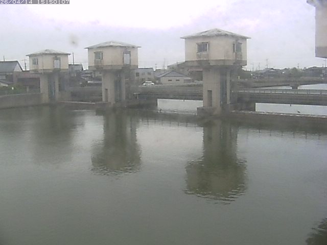 橋津川水門２（上流）2026/04/14 17:00:00