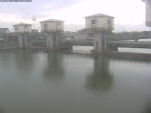 橋津川水門２（上流）2026/04/14 17:00:00