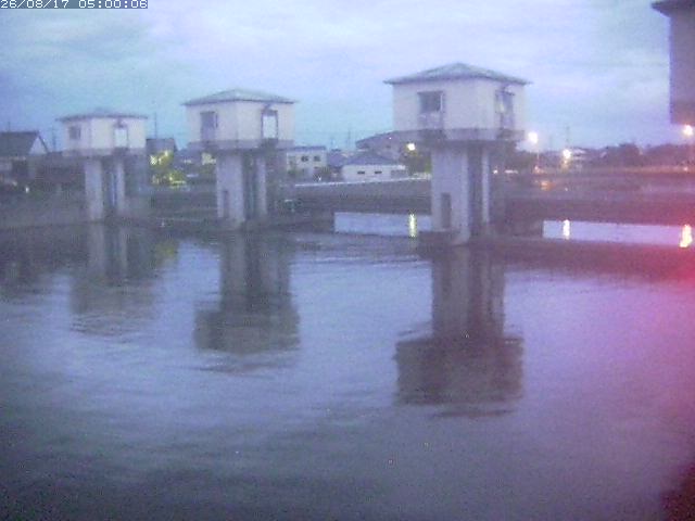 橋津川水門２（上流）2026/08/17 20:40:00