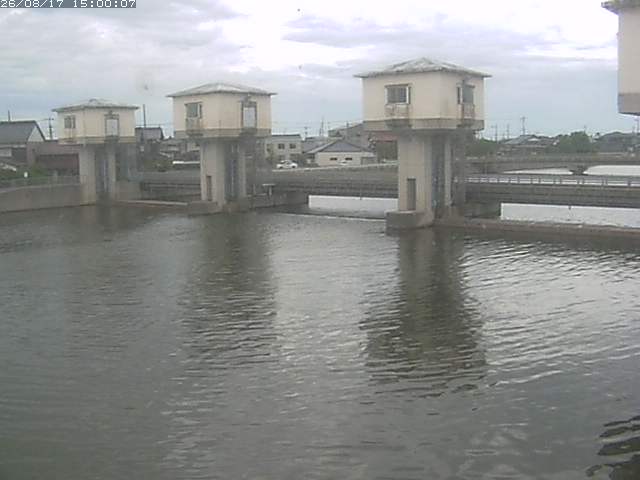 橋津川水門２（上流）2026/08/17 20:40:00