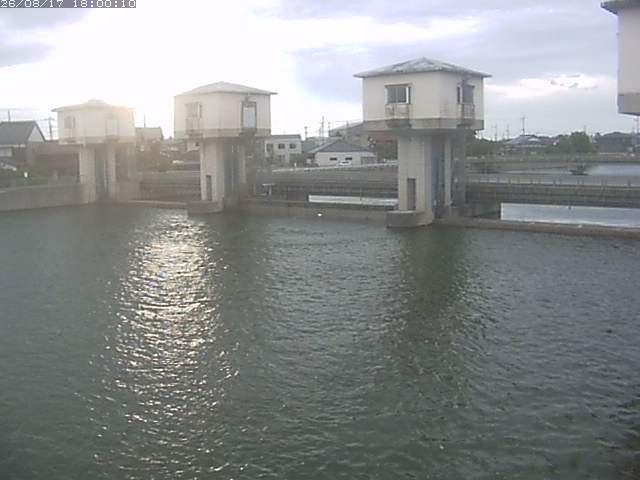 橋津川水門２（上流）2026/08/17 20:40:00