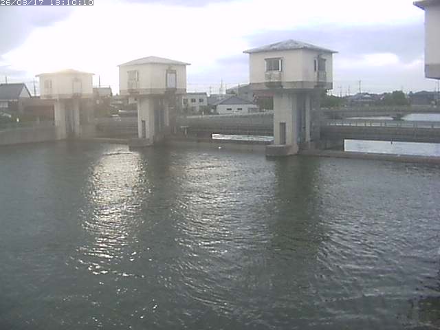 橋津川水門２（上流）2026/08/17 20:40:00