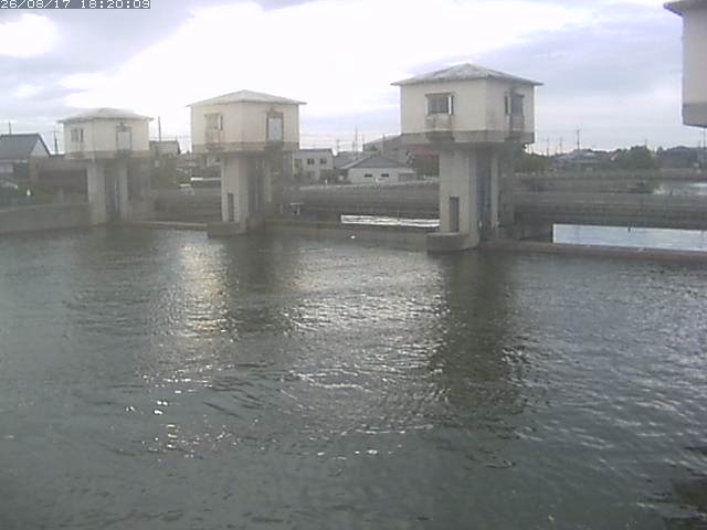 橋津川水門２（上流）2026/08/17 20:40:00
