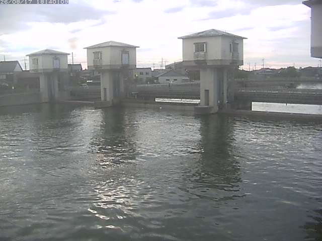 橋津川水門２（上流）2026/08/17 20:40:00