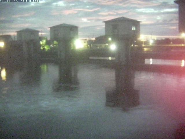 橋津川水門２（上流）2026/08/17 20:40:00