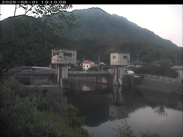 塩見川潮止堰2026/08/01 20:50:00