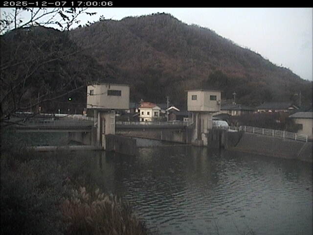 塩見川潮止堰2025/12/08 11:30:00