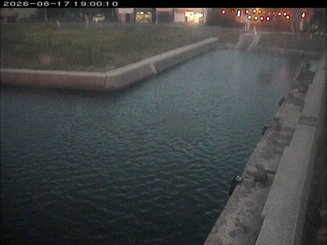 東郷池１2026/08/17 20:40:00