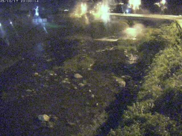 八東川７2025/10/18 20:30:00
