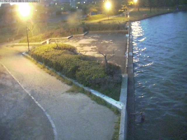 東郷池２2026/04/14 17:00:00