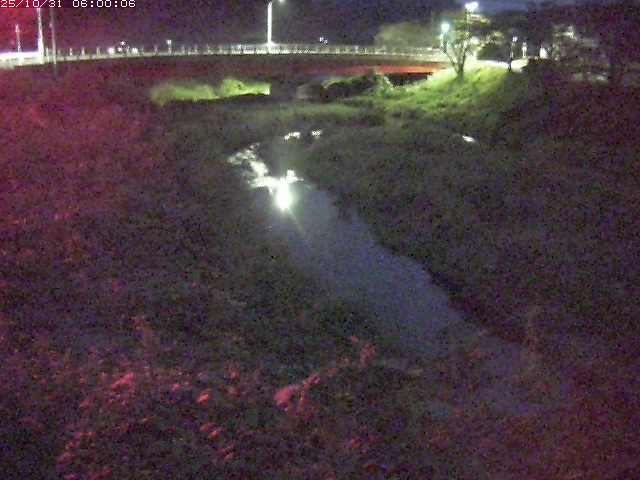 東長田川12025/10/31 08:00