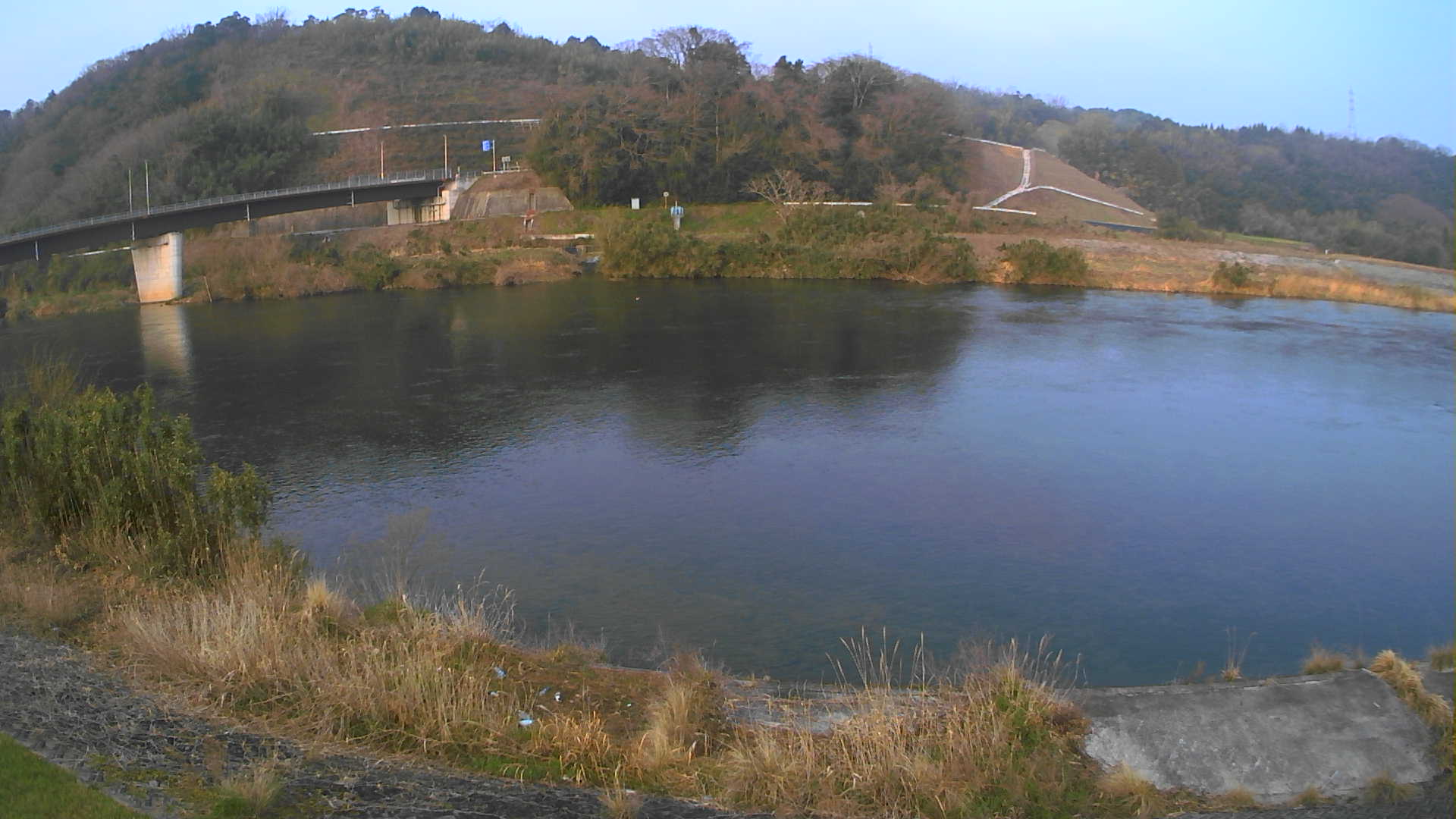 日野川11k200右岸　吉定排水樋門