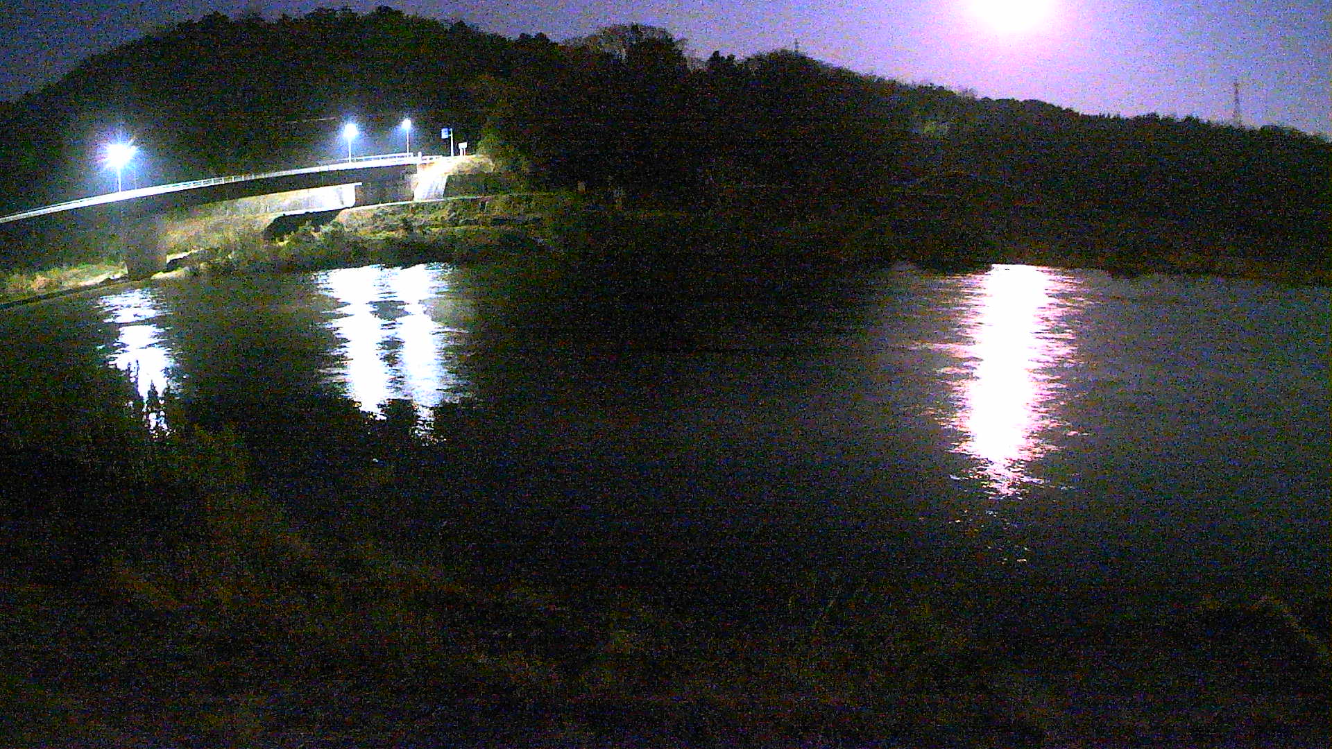 日野川11k200右岸　吉定排水樋門