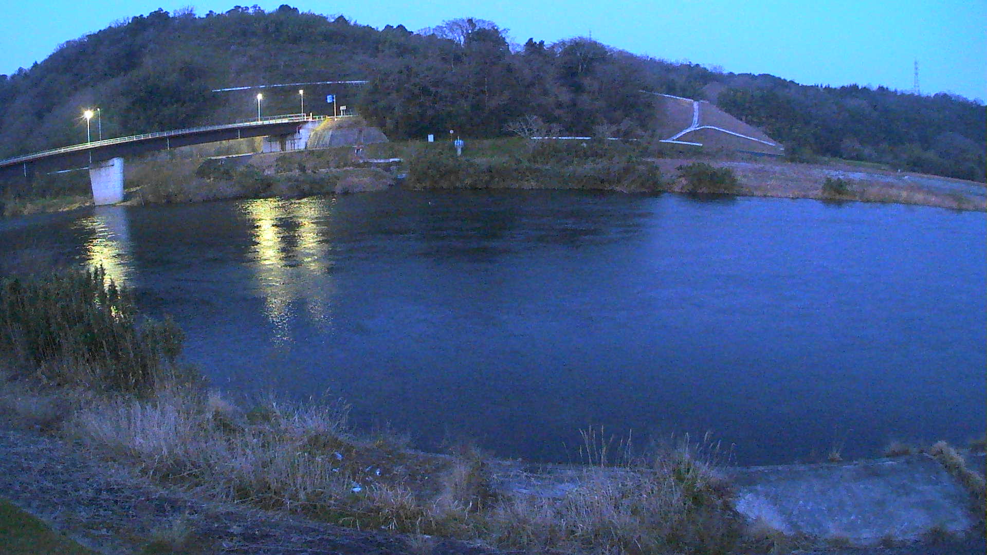 日野川11k200右岸　吉定排水樋門