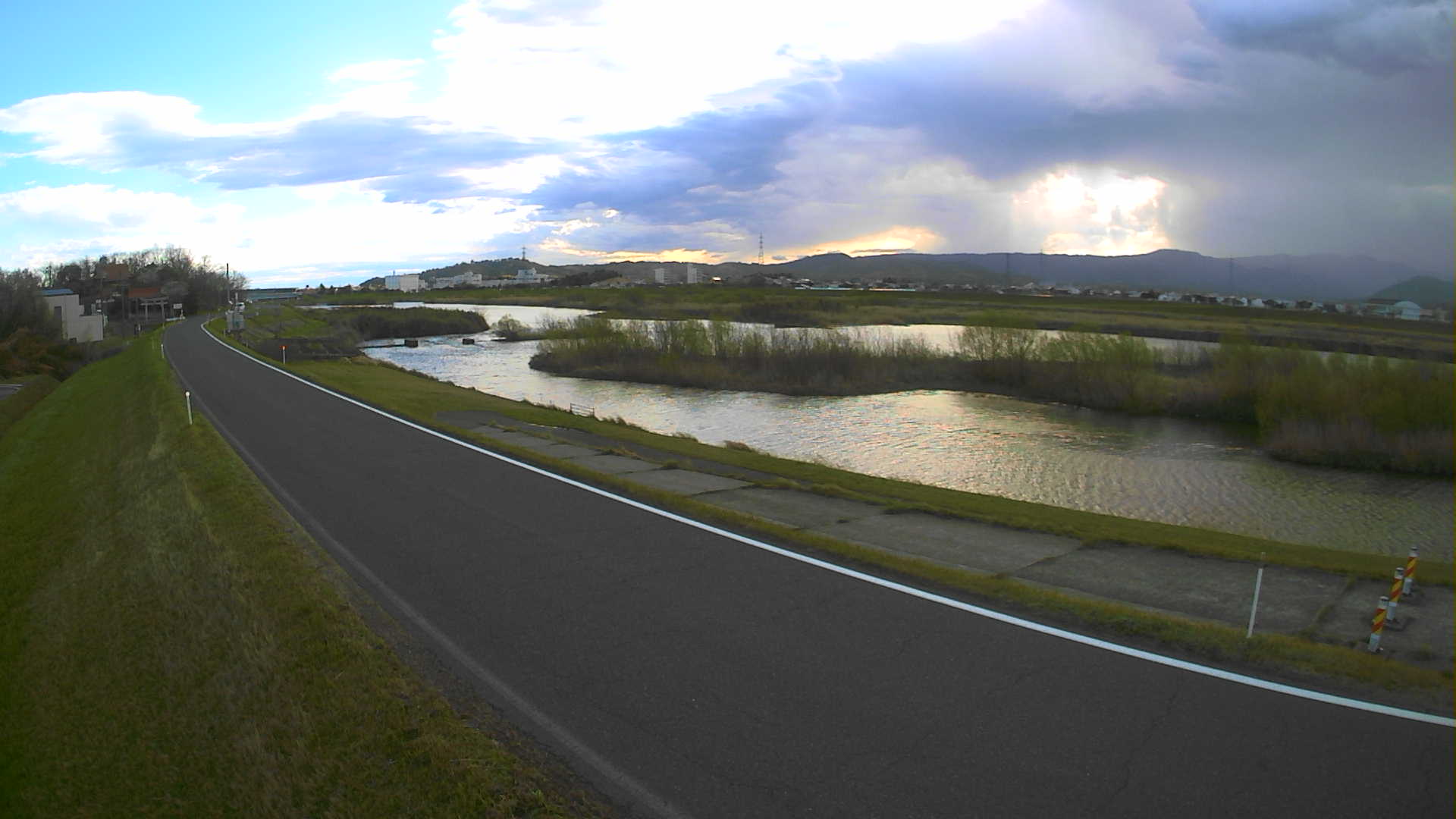 天神川1k600左岸　新天神橋