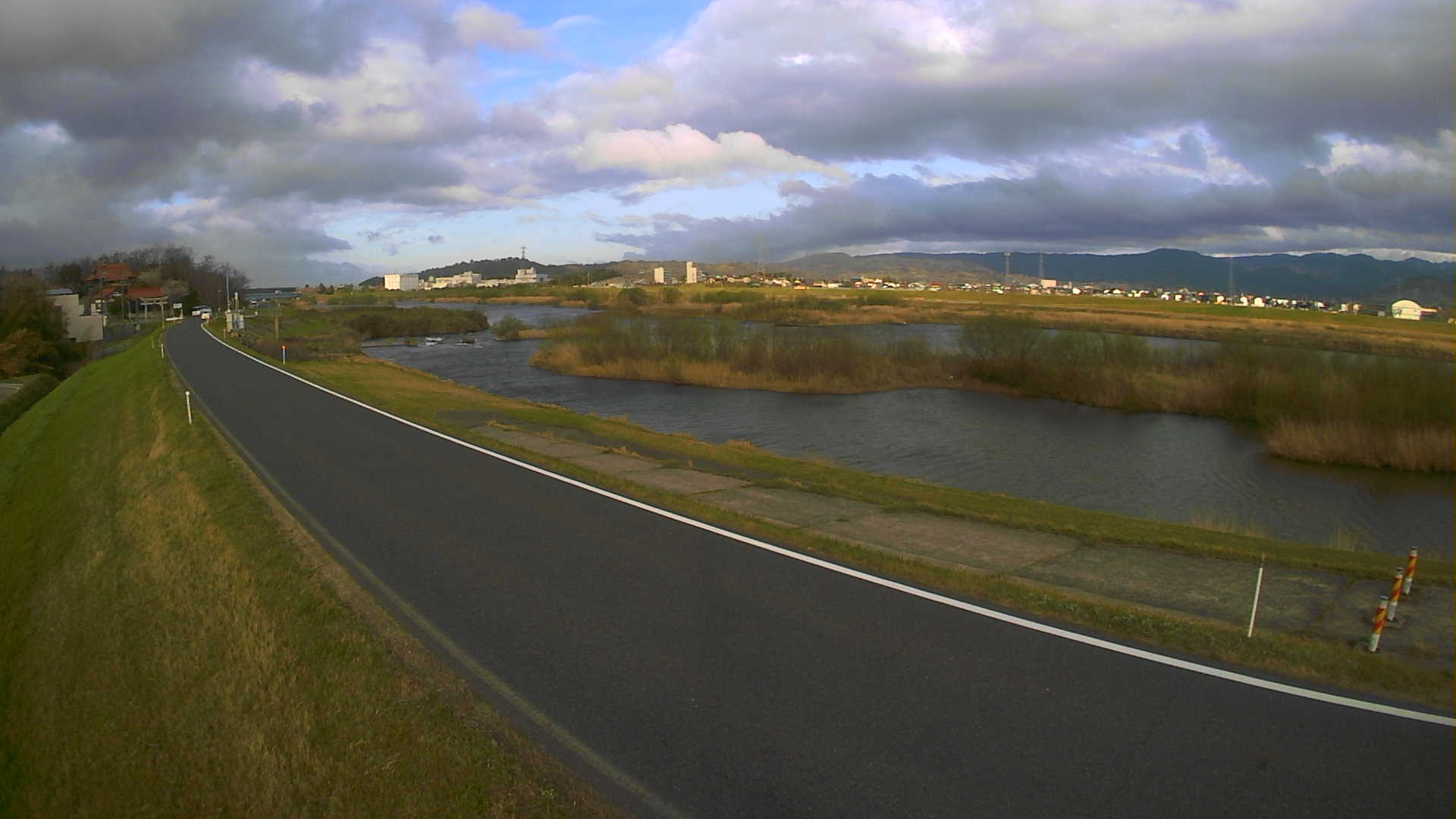 天神川1k600左岸　新天神橋