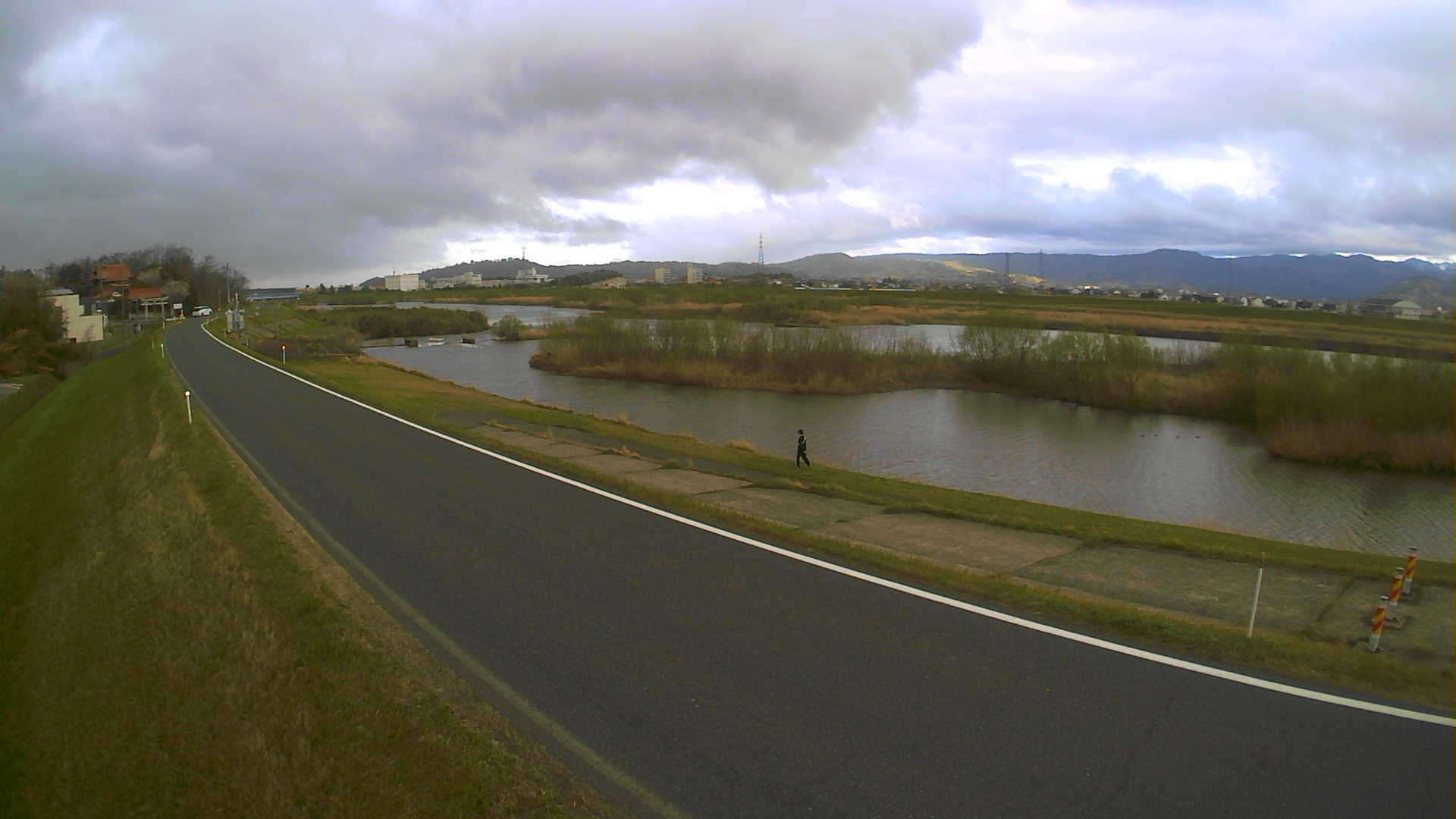 天神川1k600左岸　新天神橋