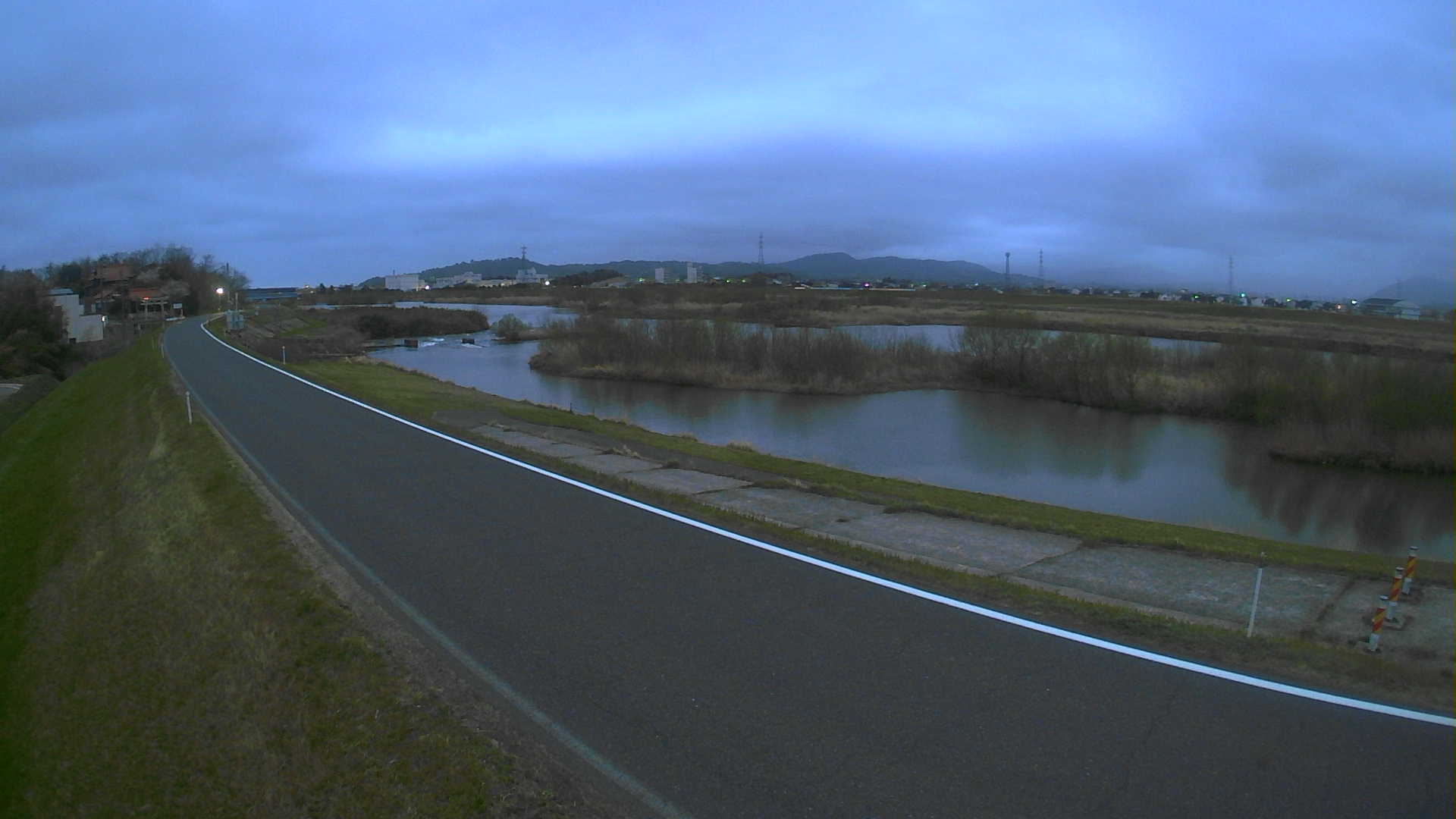 天神川1k600左岸　新天神橋