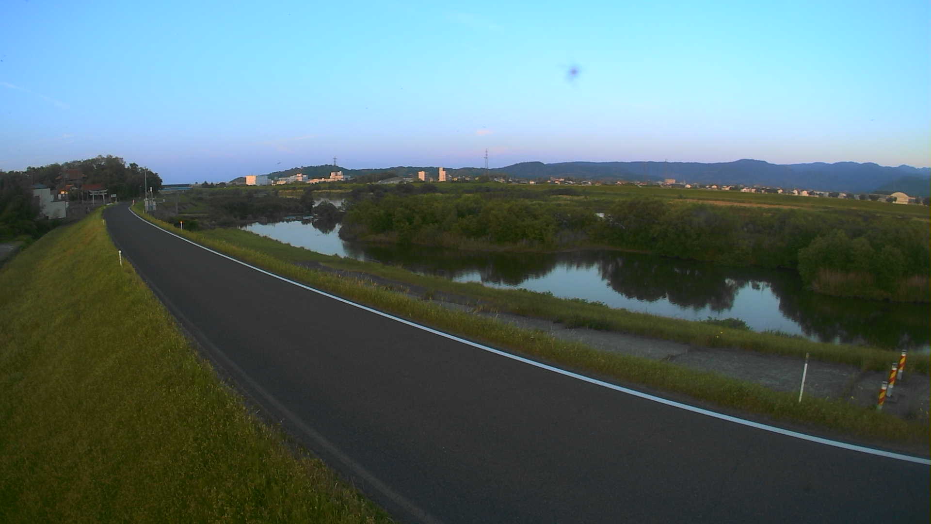 天神川1k600左岸　新天神橋