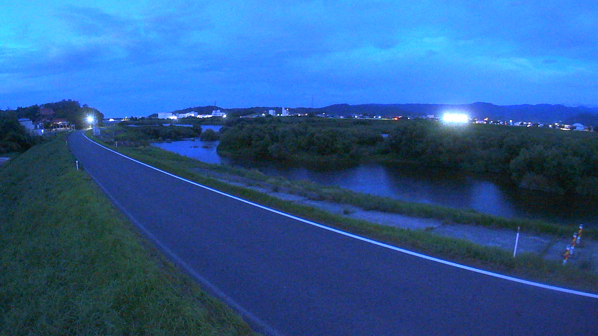 天神川1k600左岸　新天神橋