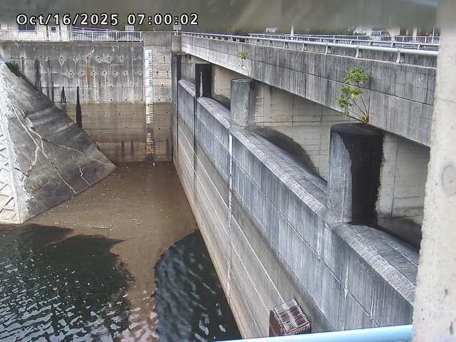 賀祥ダム﻿2025/10/17 5:50:00