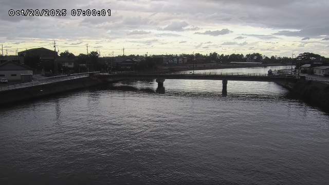 橋津川水門１（下流）2025/10/21 5:50:00