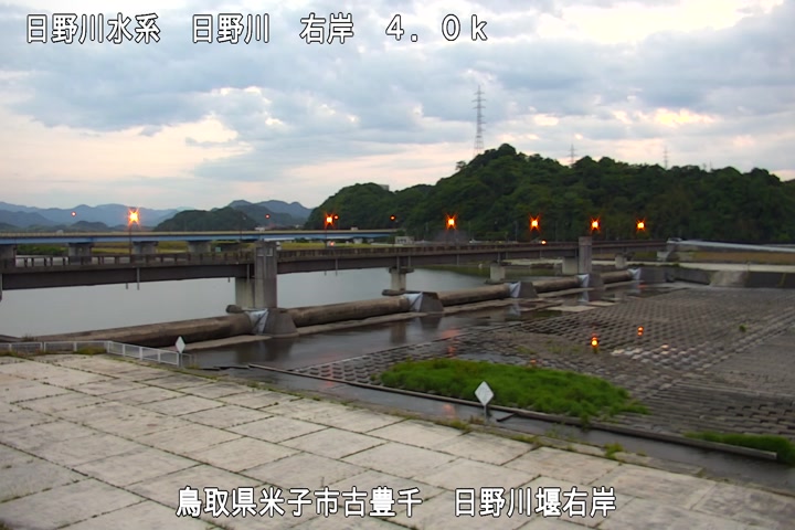 日野川堰右岸