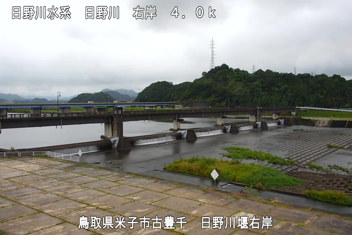 日野川堰右岸