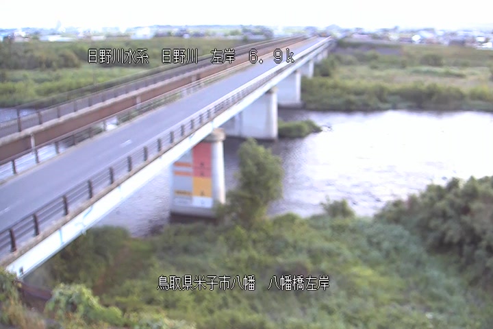 八幡橋左岸