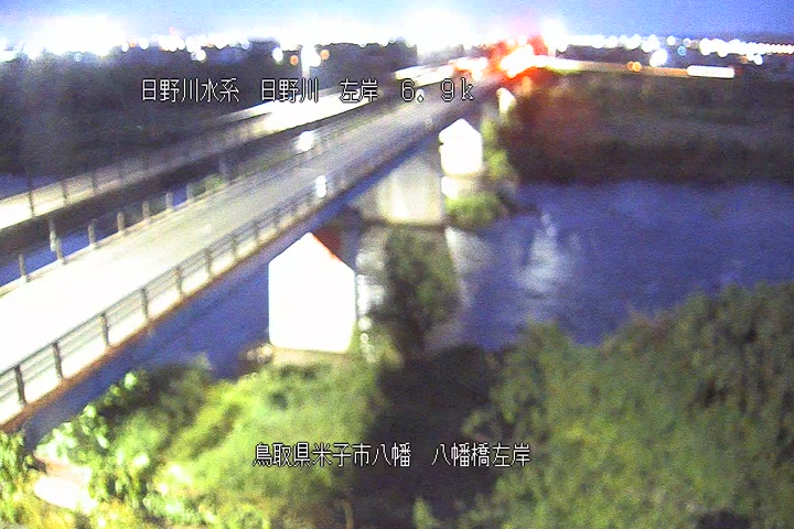 八幡橋左岸