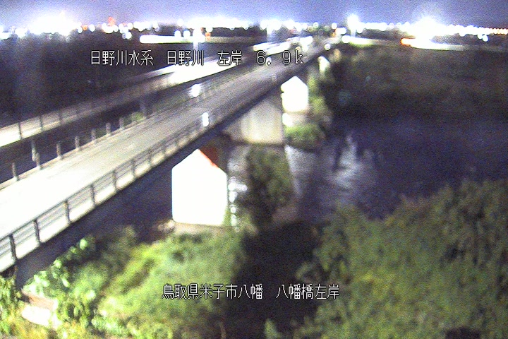 八幡橋左岸