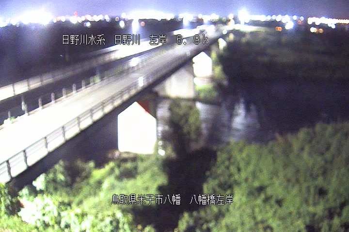 八幡橋左岸