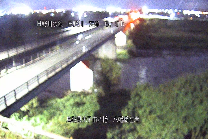 八幡橋左岸