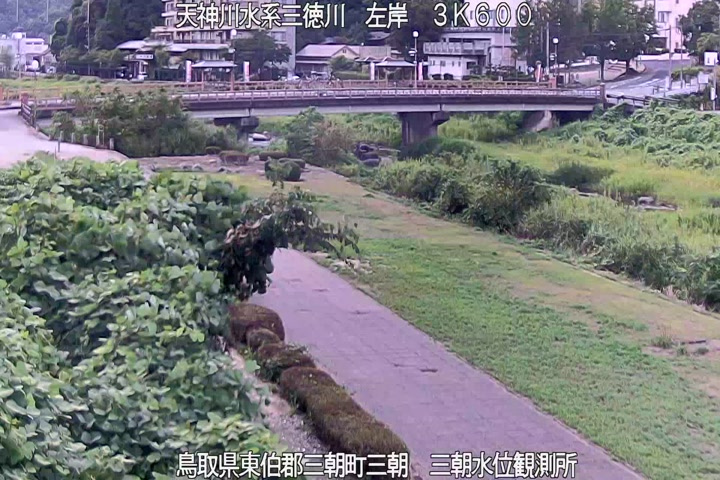 三徳川　三朝水位観測所