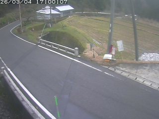八頭町稗谷