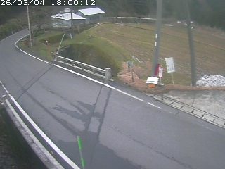 八頭町稗谷