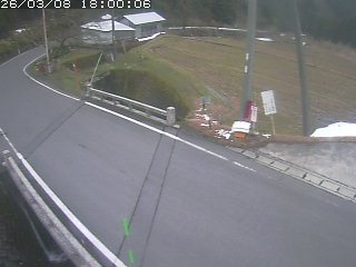 八頭町稗谷