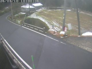 八頭町稗谷