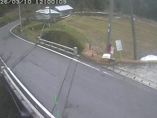 八頭町稗谷