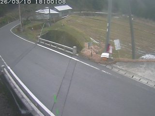 八頭町稗谷