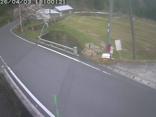八頭町稗谷