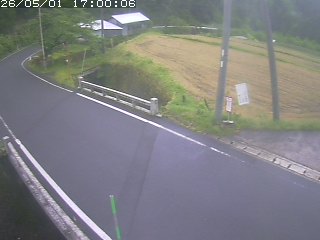 八頭町稗谷