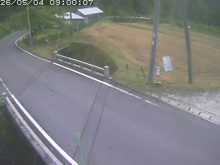 八頭町稗谷