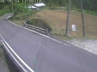 八頭町稗谷